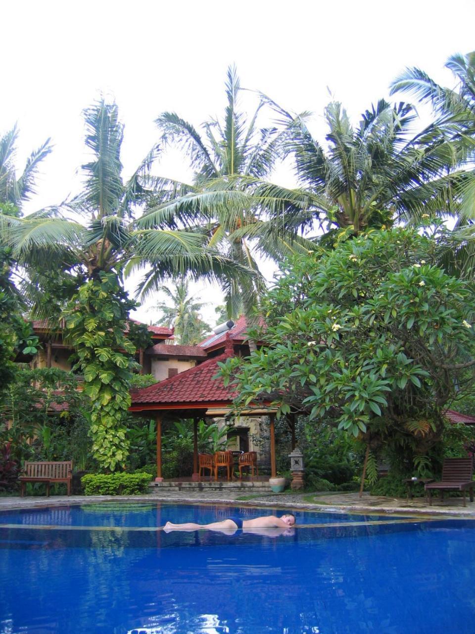 Banyualit Spa 'N Resort Lovina Ngoại thất bức ảnh